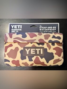 YETI SIDEKICK DRY 1L- WETLANDS CAMO